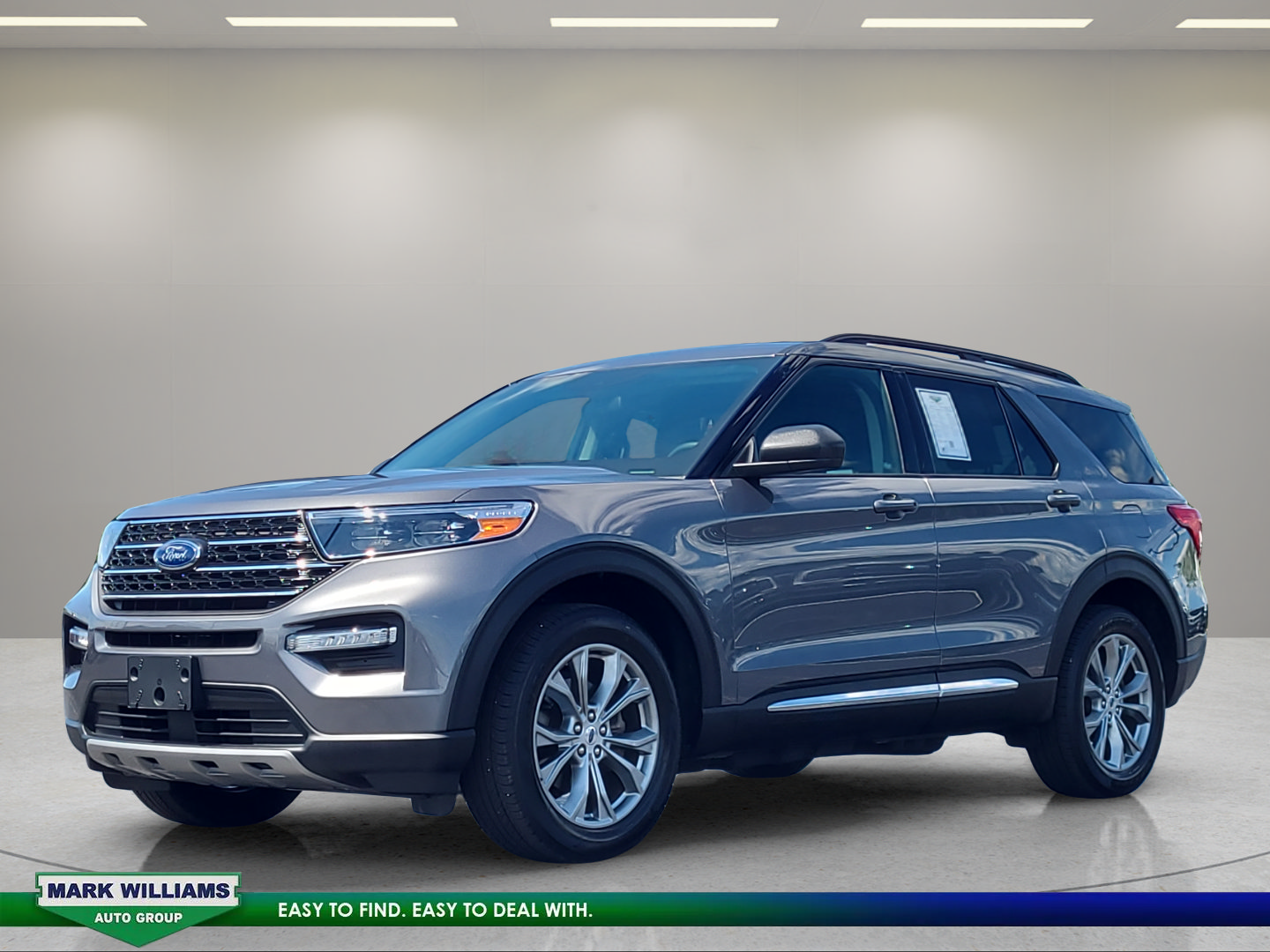 Certified 2022 Ford Explorer XLT w/ Equipment Group 202A AWD/4WD image 8