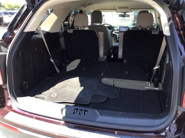 Certified 2022 Ford Explorer XLT w/ Equipment Group 202A AWD/4WD image 25