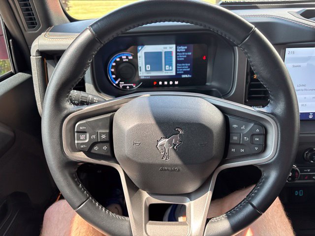 Certified 2024 Ford Bronco Badlands w/ Sasquatch Package AWD/4WD image 19