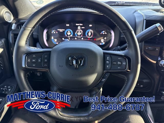 Used 2026 RAM 2500 Limited AWD/4WD image 18