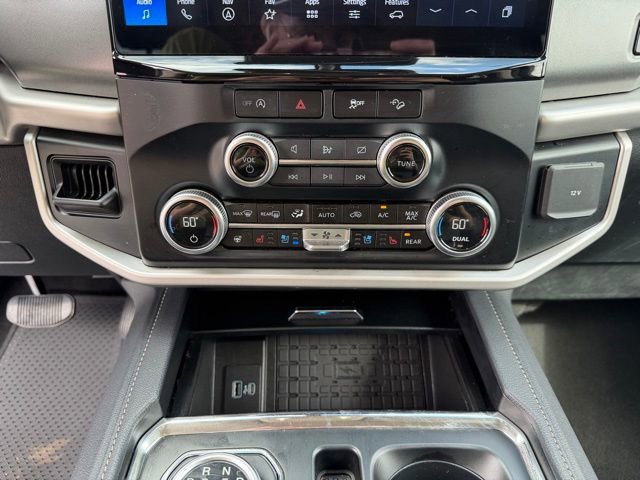 Certified 2024 Ford Expedition Max XLT image 20