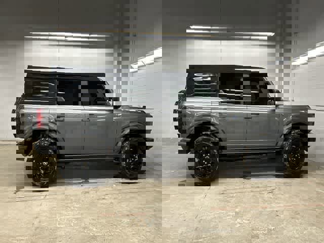 Certified 2022 Ford Bronco Black Diamond image 6