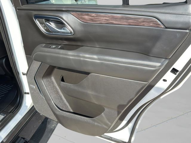 Used 2023 Chevrolet Tahoe Z71 w/ Z71 Off-Road Package image 12