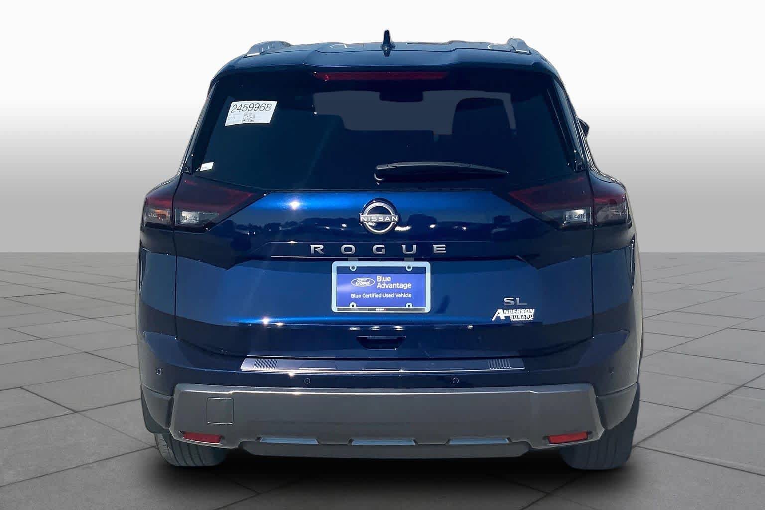 Used 2025 Nissan Rogue SL FWD image 5