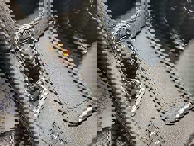 Used 2018 Cadillac XT5 Luxury w/ Driver Awareness Package image 19