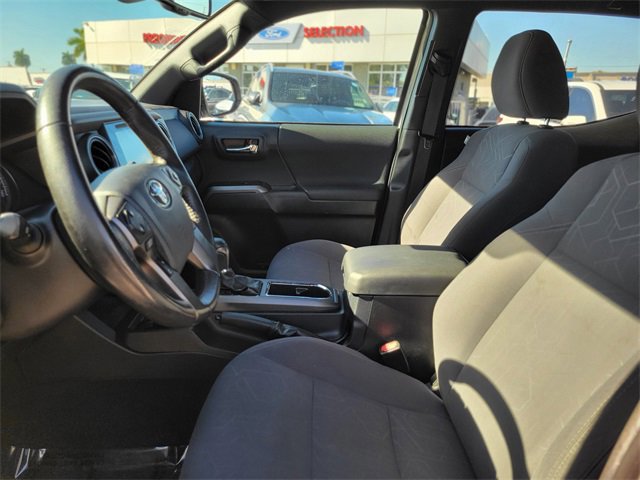 Used 2018 Toyota Tacoma SR5 image 18