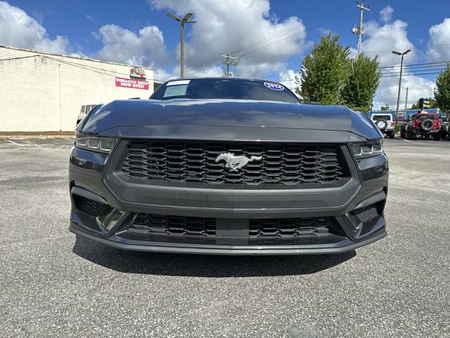 Certified 2024 Ford Mustang Coupe RWD image 9