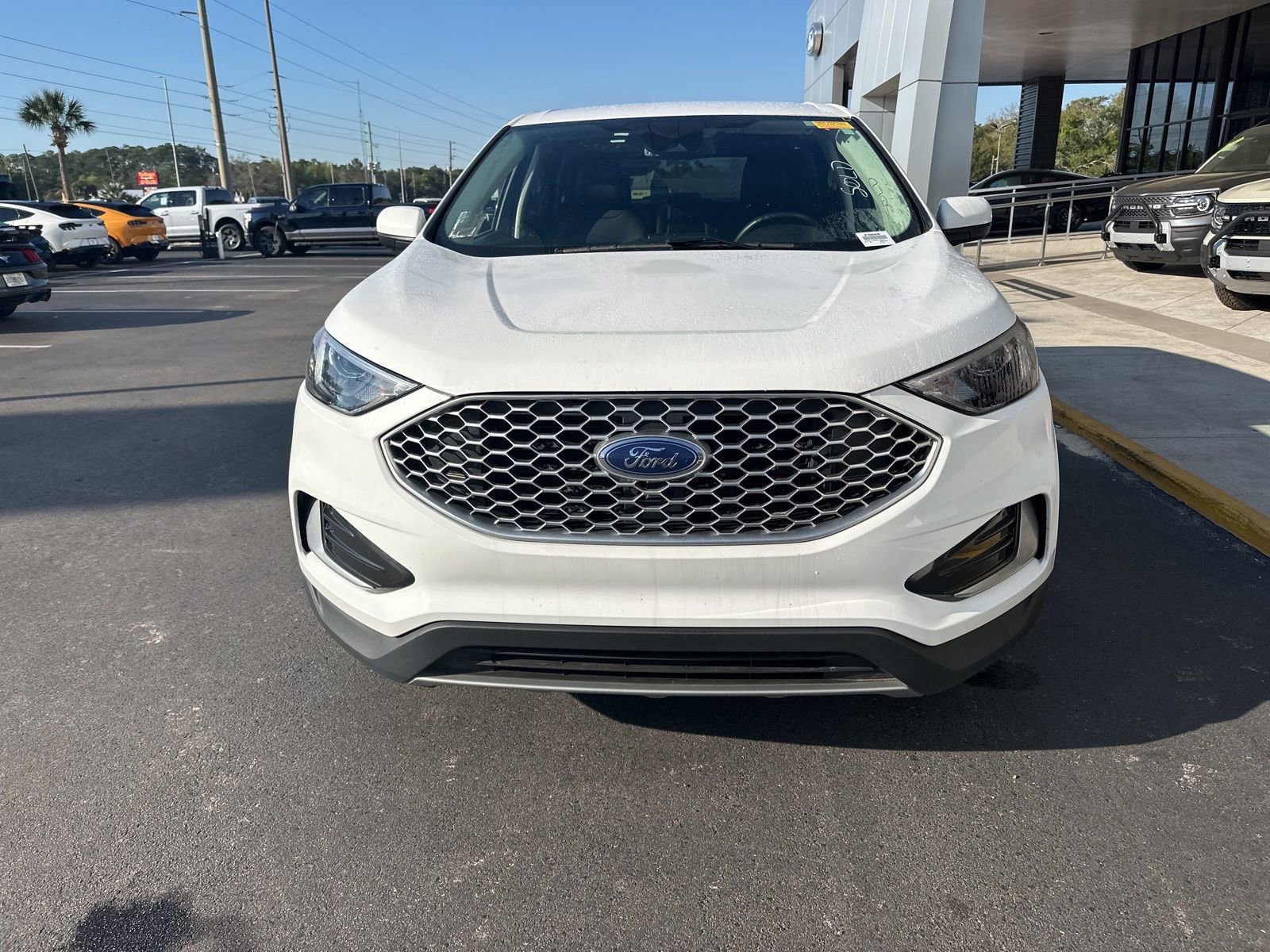 Certified 2024 Ford Edge SEL image 9