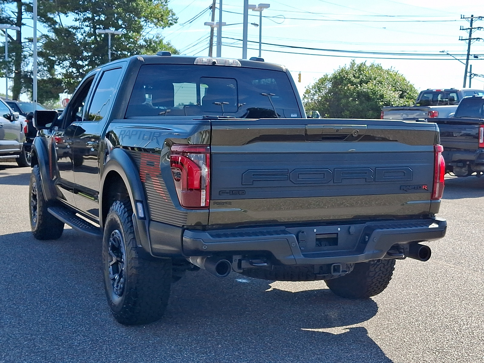 Certified 2025 Ford F150 Raptor w/ Equipment Group 803A Raptor R AWD/4WD image 8