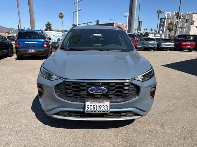 Certified 2023 Ford Escape ST-Line FWD image 2