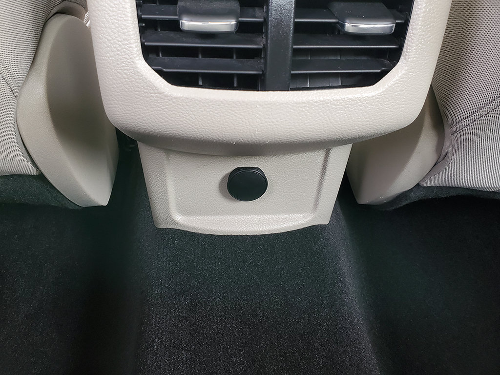 Certified 2017 Ford Fusion SE w/ Fusion SE Technology Package FWD image 14