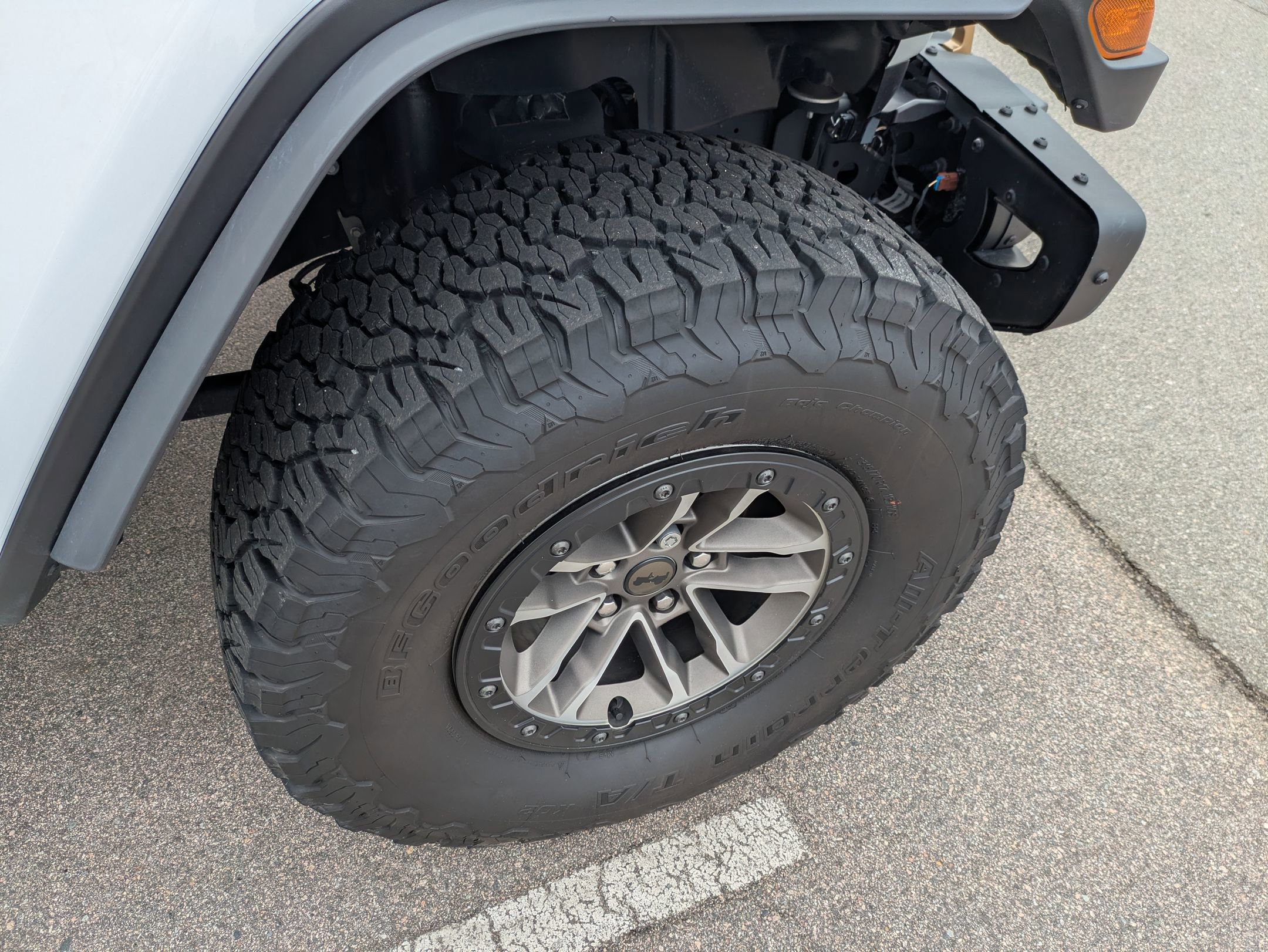 Used 2024 Jeep Wrangler Unlimited Rubicon 392 image 40