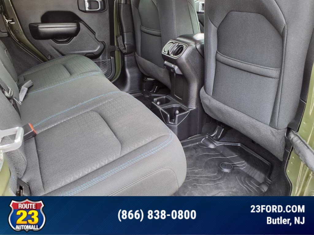 Used 2021 Jeep Wrangler Unlimited Islander image 11