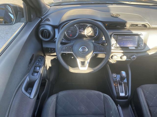 Used 2020 Nissan Kicks S image 12