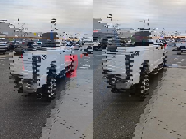 Certified 2022 Ford F250 XL w/ STX Appearance Package image 5