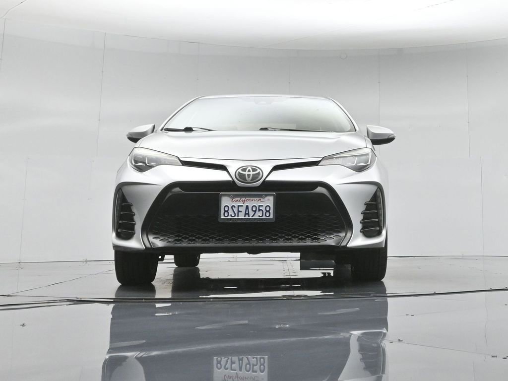 Used 2017 Toyota Corolla SE w/ Carpet Mat Package (TMS) FWD image 30
