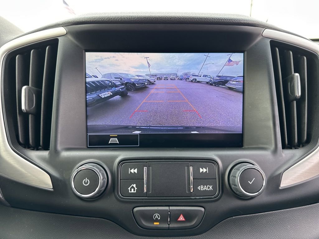 Used 2024 GMC Terrain SLT image 46