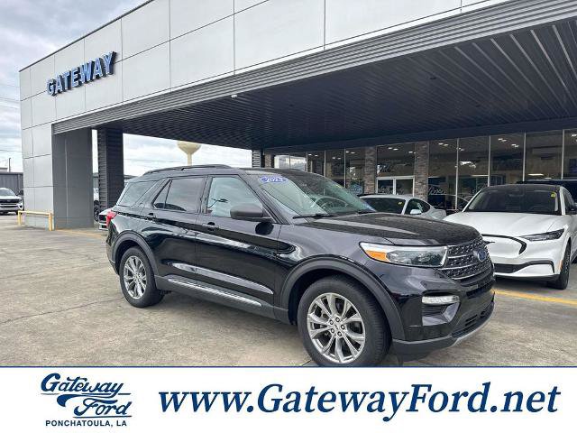 Certified 2023 Ford Explorer XLT w/ Equipment Group 202A