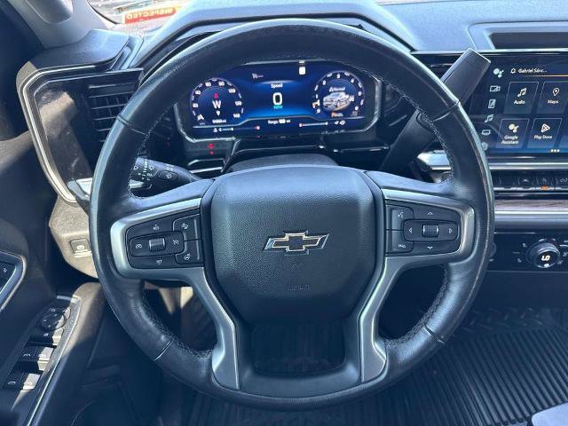 Used 2022 Chevrolet Silverado 1500 LT AWD/4WD image 12