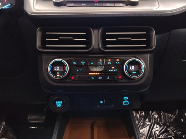 Certified 2022 Ford Maverick Lariat w/ Lariat Luxury Package AWD/4WD image 39