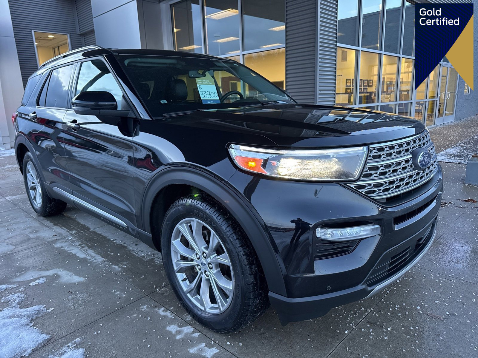 Certified 2024 Ford Explorer Limited w/ Limited Technology Package