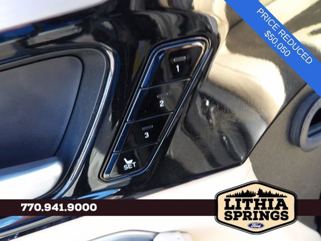 Used 2025 Acura MDX SH-AWD w/ Technology Package image 26
