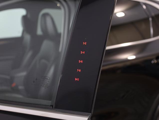 Certified 2022 Ford Escape Titanium w/ Class II Trailer Tow Package image 23