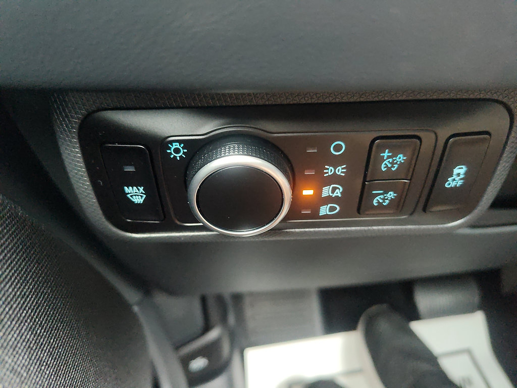 Certified 2025 Ford Mustang Mach-E Select RWD image 18