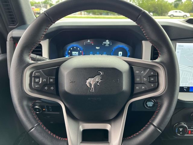 Certified 2025 Ford Bronco Heritage Edition AWD/4WD image 16