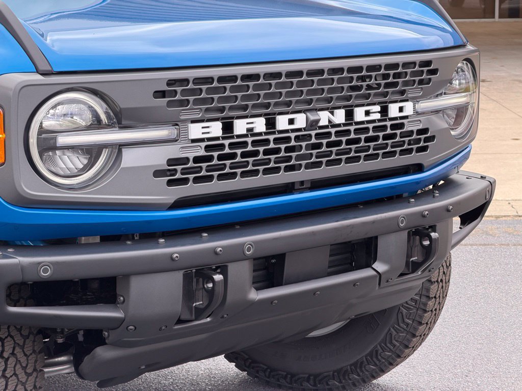 Certified 2025 Ford Bronco Badlands AWD/4WD image 11