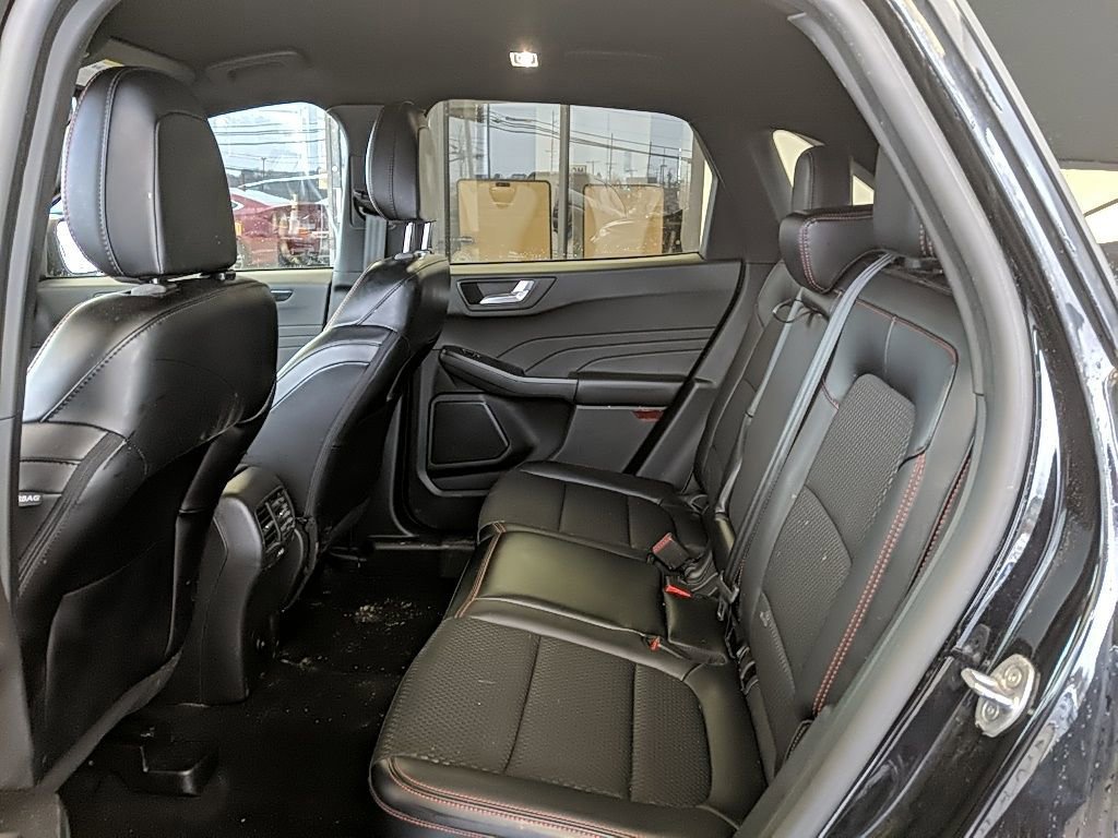 Certified 2024 Ford Escape ST-Line w/ Tech Pack #1 image 13