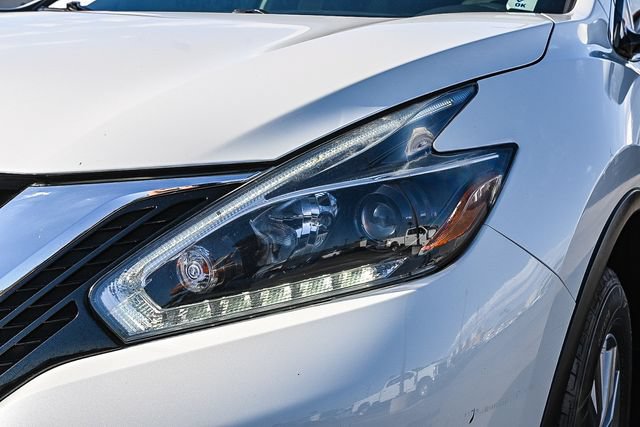 Used 2018 Nissan Murano SV w/ Cargo Package FWD image 4