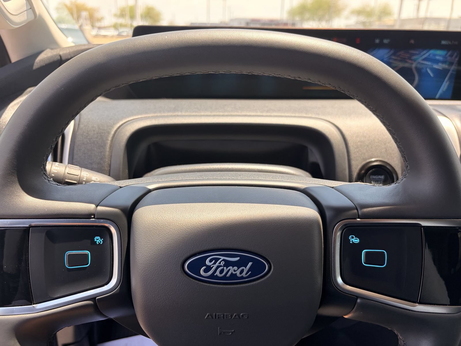 Certified 2025 Ford Expedition Active AWD/4WD image 26