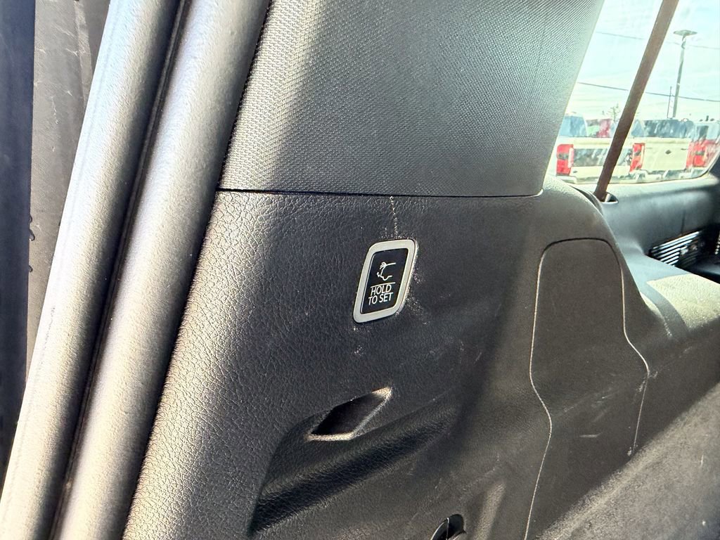 Used 2025 Jeep Grand Wagoneer L Series II Obsidian w/ Quick Order Packagew 28T image 17