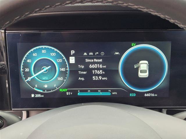 Used 2024 Hyundai Elantra Limited FWD image 29
