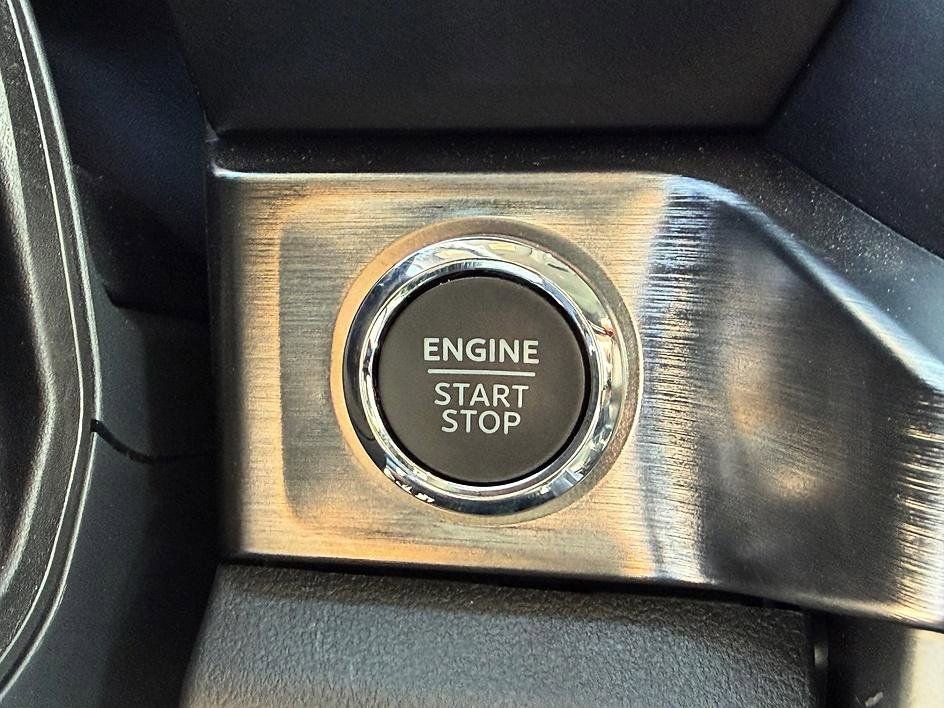 Certified 2023 Ford F350 Lariat w/ Tow Technology Package image 25