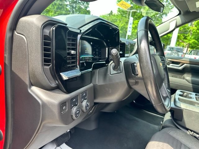 Used 2023 Chevrolet Silverado 1500 LT AWD/4WD image 28