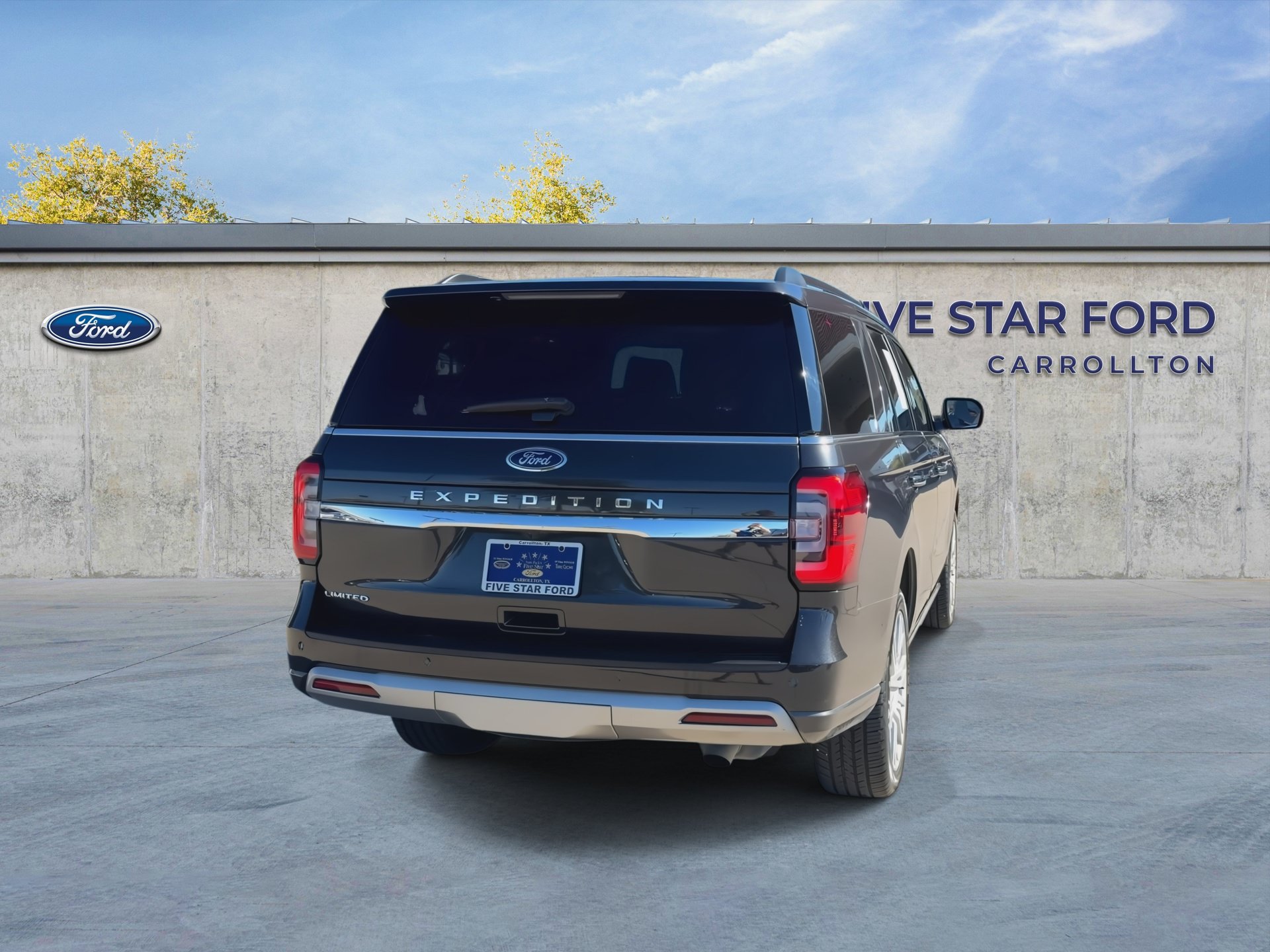 Certified 2024 Ford Expedition Limited AWD/4WD image 7