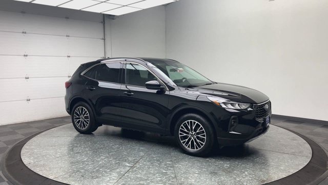 Certified 2023 Ford Escape SE FWD image 39