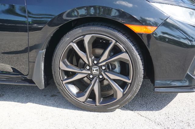 Used 2018 Honda Civic Sport image 17