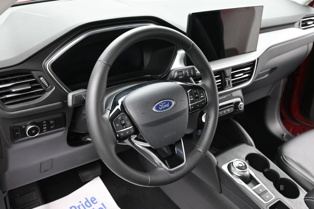 Certified 2023 Ford Escape Platinum AWD/4WD image 15