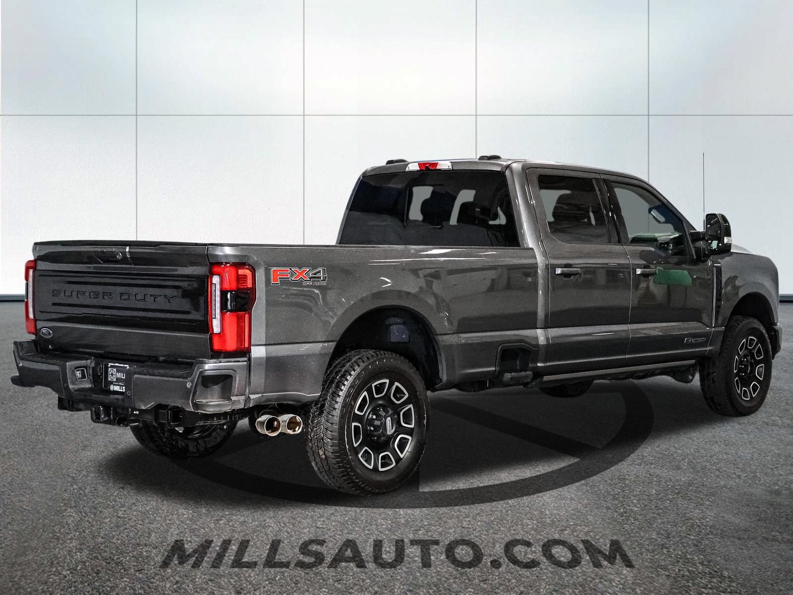 Certified 2025 Ford F350 Platinum AWD/4WD image 8