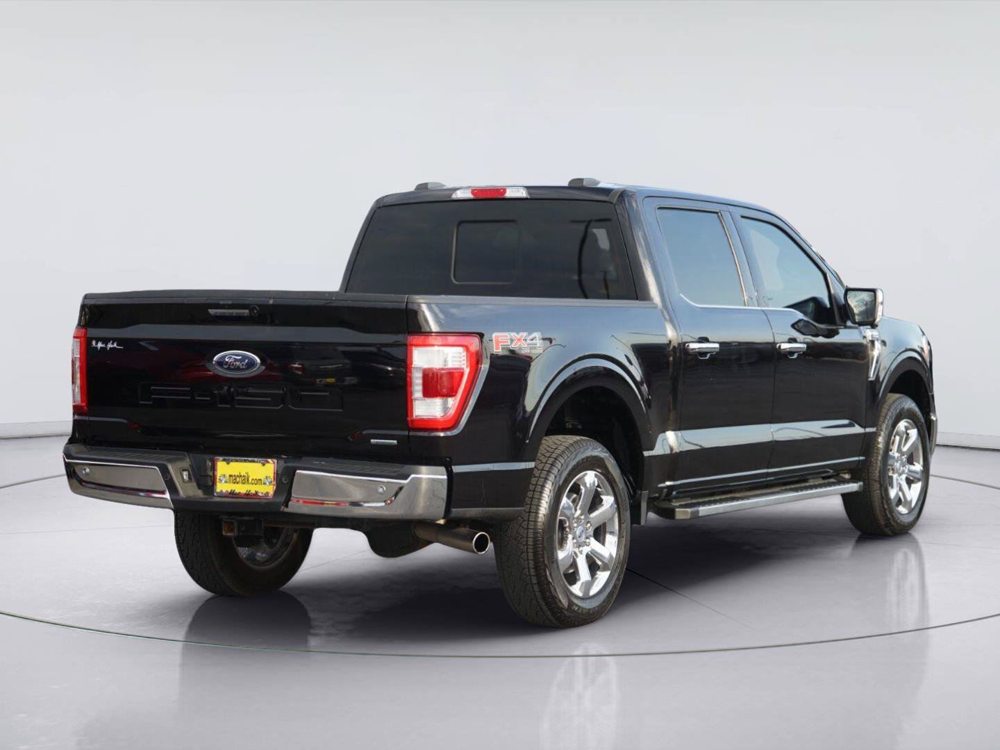 Certified 2023 Ford F150 Lariat w/ Max Trailer Tow Package AWD/4WD image 6