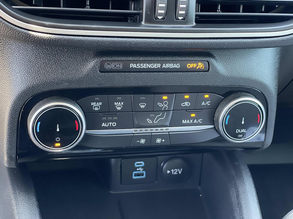 Certified 2022 Ford Escape SE FWD image 17