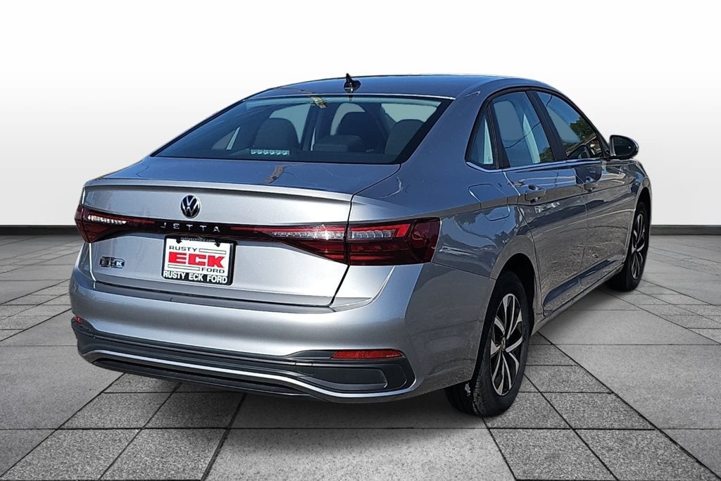 Used 2025 Volkswagen Jetta S FWD image 3