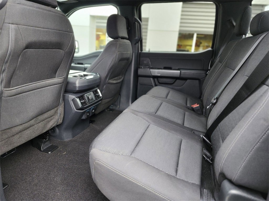 Certified 2022 Ford F150 XLT w/ Equipment Group 302A High image 16