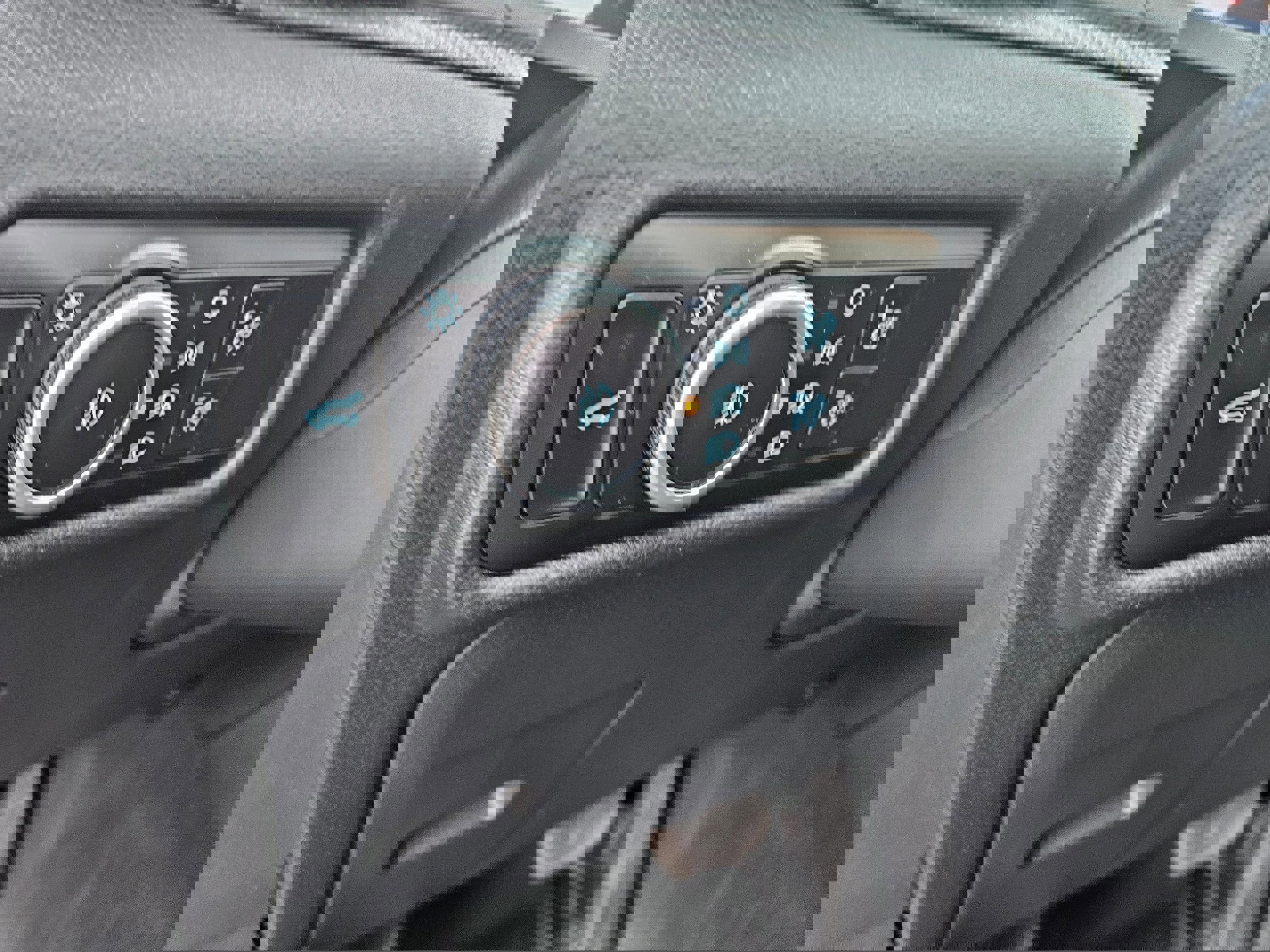 Certified 2023 Ford Explorer ST w/ Equipment Group 401A image 18