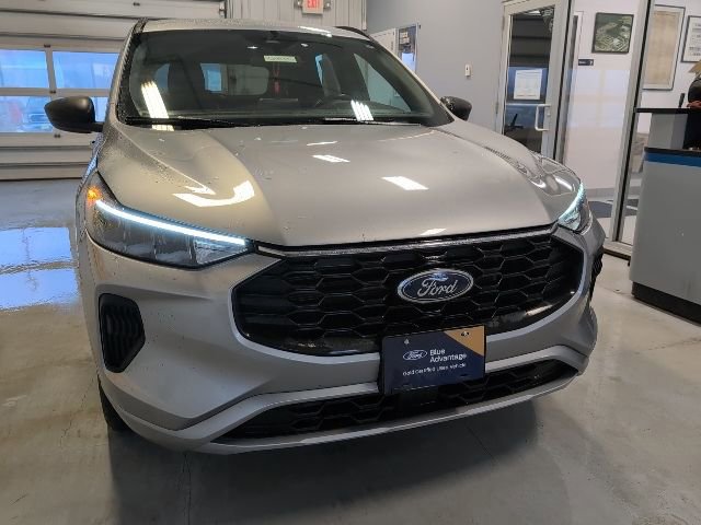Certified 2023 Ford Escape ST-Line image 10