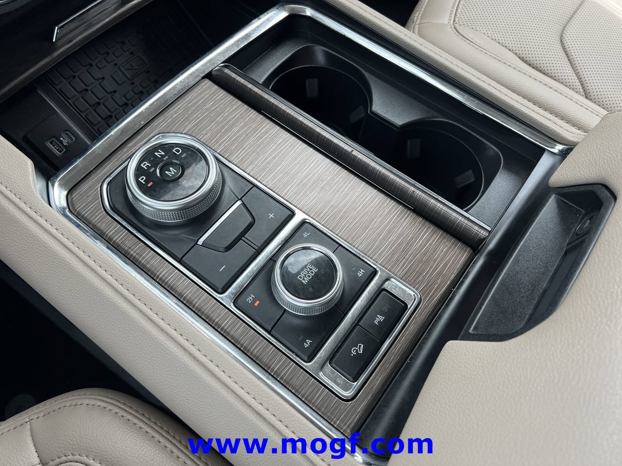 Certified 2023 Ford Expedition Limited AWD/4WD image 12