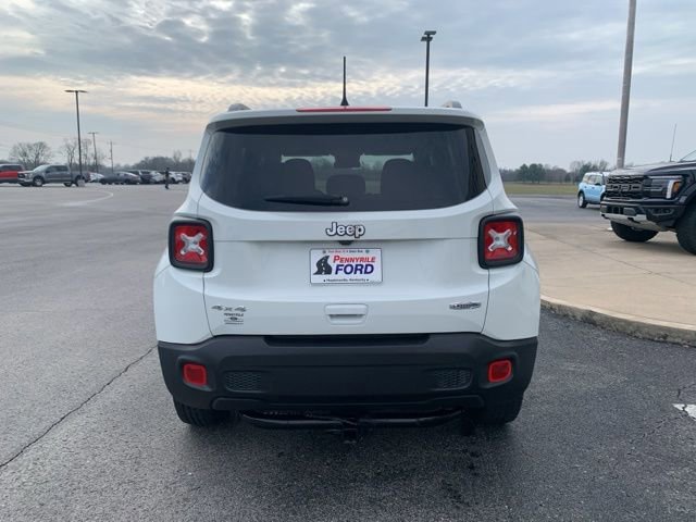 Used 2021 Jeep Renegade Latitude w/ Sun & Sound Group image 4